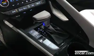 Hyundai Avante 2021 1.6 Автомат в Москве № 608659, миниатюра 9