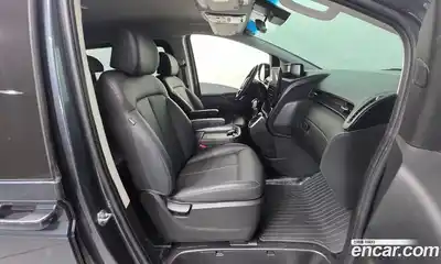 Hyundai Staria 2025 2.2 Автомат в Москве № 608831, миниатюра 10