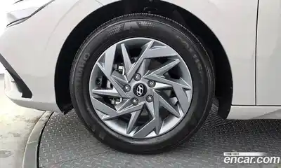 Hyundai Avante 2024 1.6 Автомат в Москве № 608866, миниатюра 5