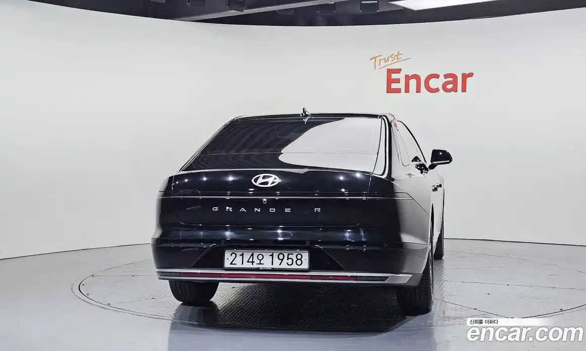 Hyundai Grandeur 2023 1.6 Автомат в Москве № 609004, фото 4