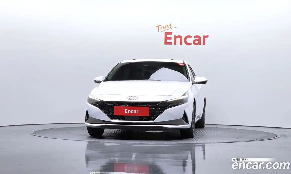 Hyundai Avante 2023 1.6 Автомат в Москве № 609078, фото 3