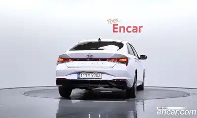 Hyundai Avante 2023 1.6 Автомат в Москве № 609078, миниатюра 4