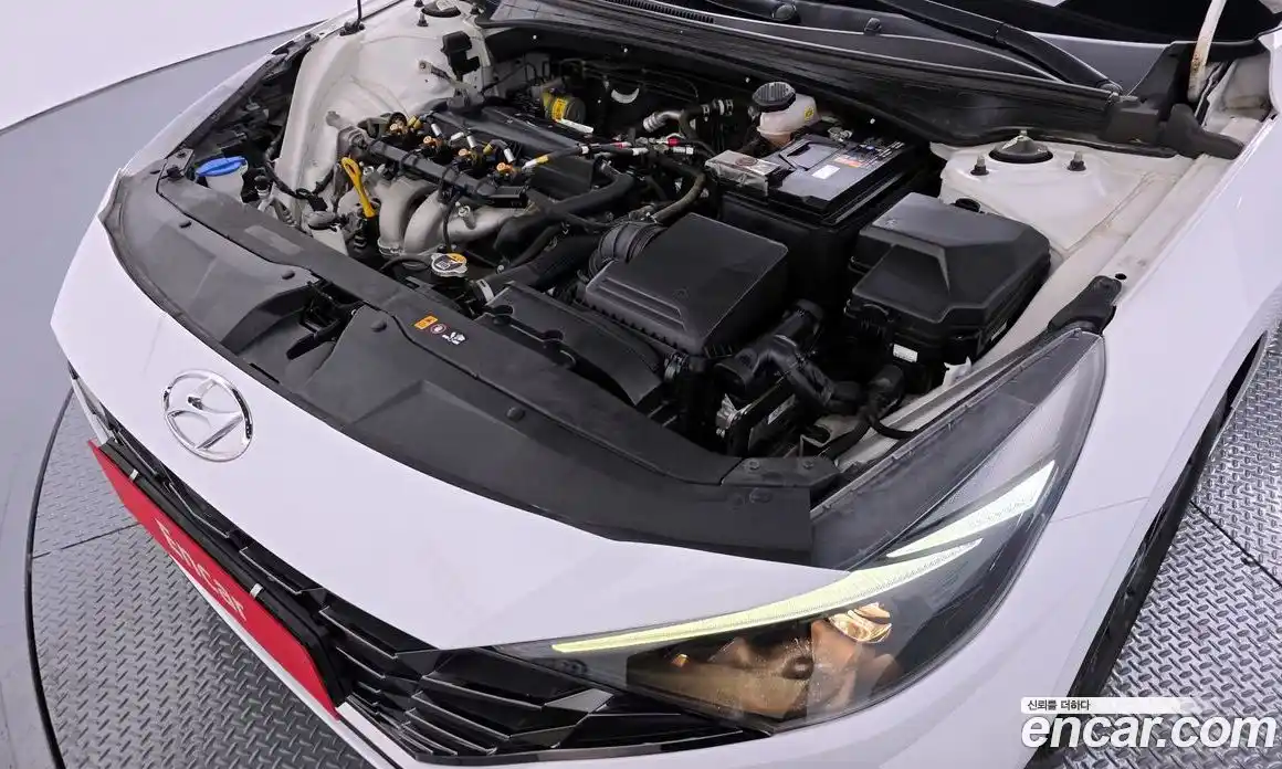 Hyundai Avante 2023 1.6 Автомат в Москве № 609078, фото 6