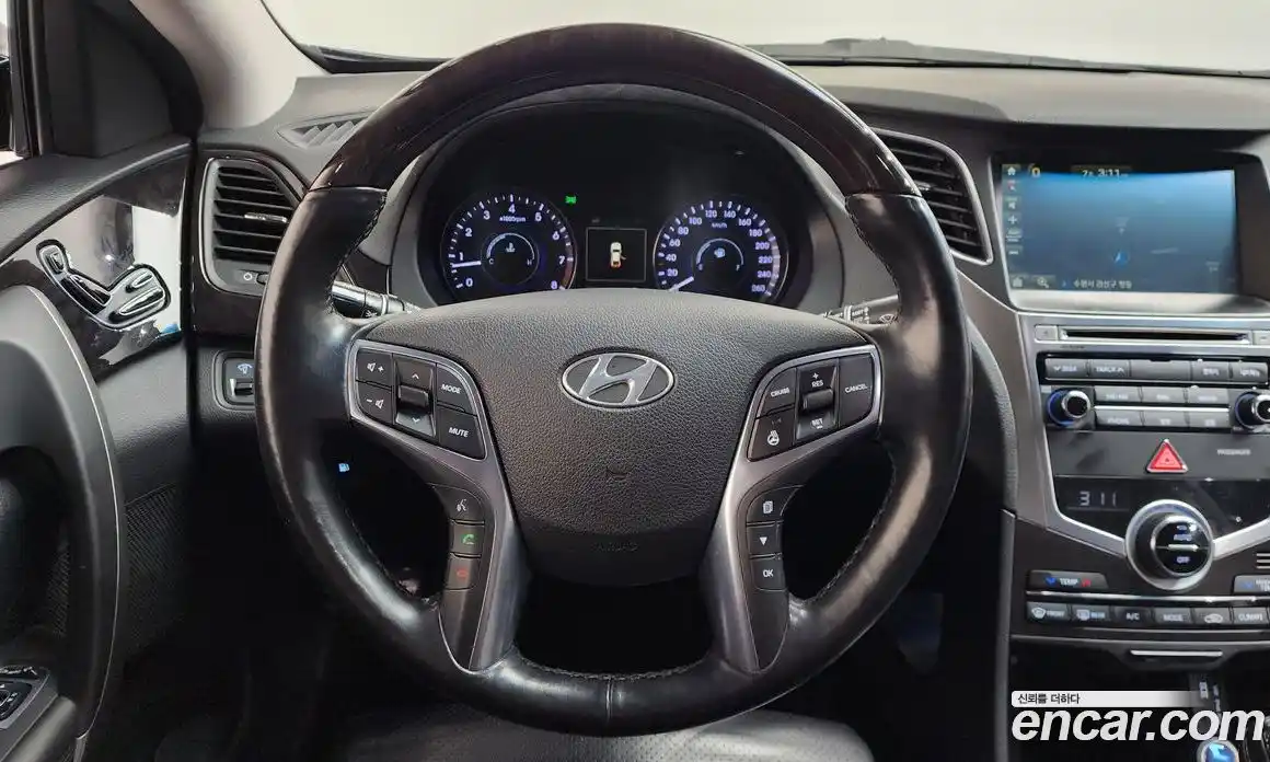 Hyundai Grandeur 2015 3.0 Автомат в Москве № 609139, фото 13