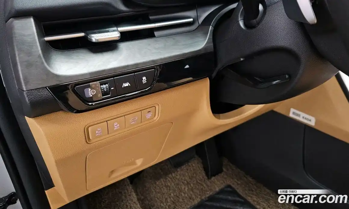 Kia Canival 2023 3.5 Автомат в Москве № 609419, фото 15