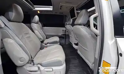Toyota Sienna 2014 3.5 Автомат в Москве № 609806, миниатюра 11
