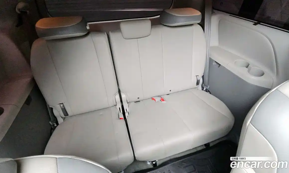 Toyota Sienna 2014 3.5 Автомат в Москве № 609806, фото 12