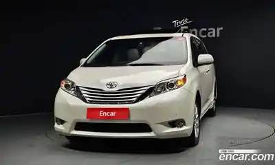 Toyota Sienna 2014 3.5 Автомат в Москве № 609806, миниатюра 3