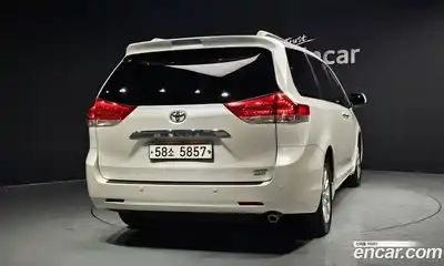 Toyota Sienna 2014 3.5 Автомат в Москве № 609806, миниатюра 4