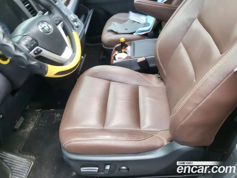 Toyota Sienna 2017 3.5 Автомат в Москве № 609937, фото 16