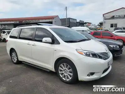 Toyota Sienna 2017 3.5 Автомат в Москве № 609937, миниатюра 2