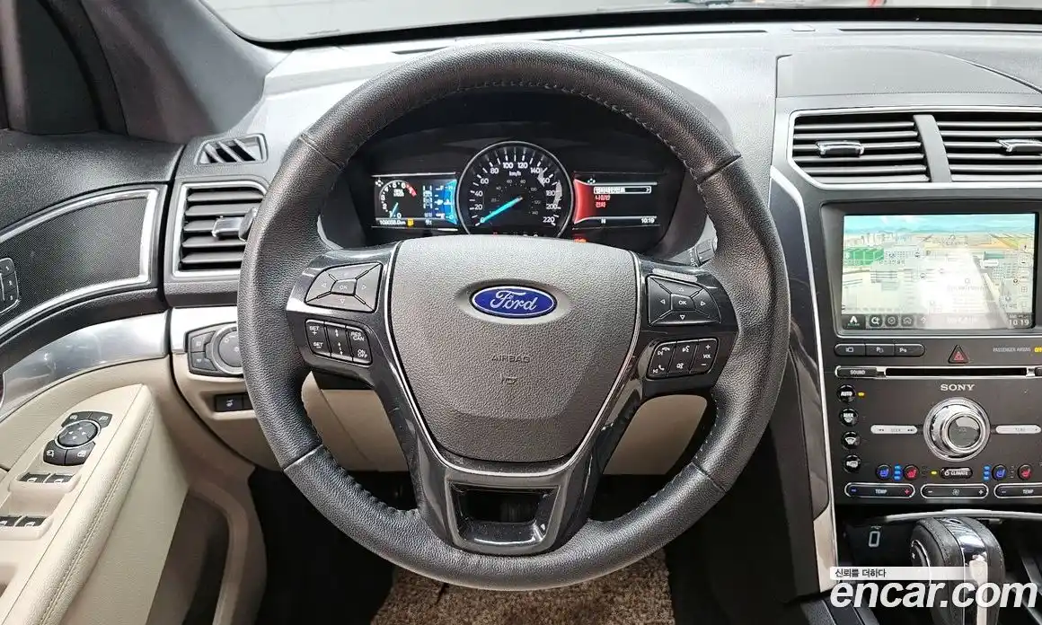 Ford Explorer 2018 2.3 Автомат в Москве № 610145, фото 13