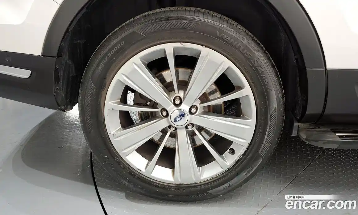 Ford Explorer 2018 2.3 Автомат в Москве № 610145, фото 5