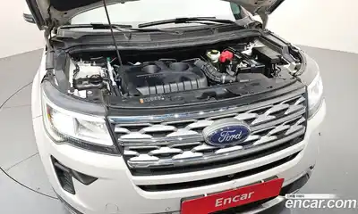 Ford Explorer 2018 2.3 Автомат в Москве № 610145, миниатюра 6