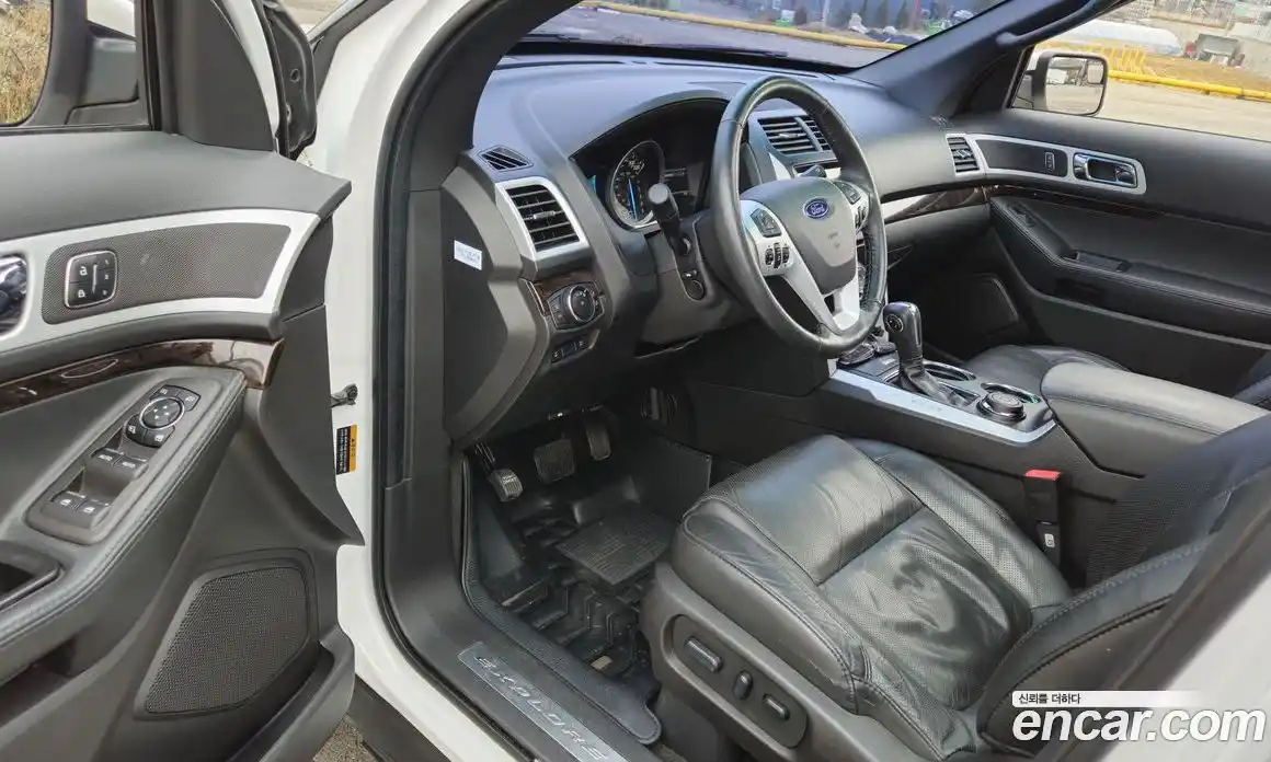 Ford Explorer 2014 3.5 Автомат в Москве № 610173, фото 10