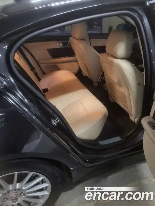 Jaguar XF 2015 2.2 Автомат в Москве № 610853, фото 13