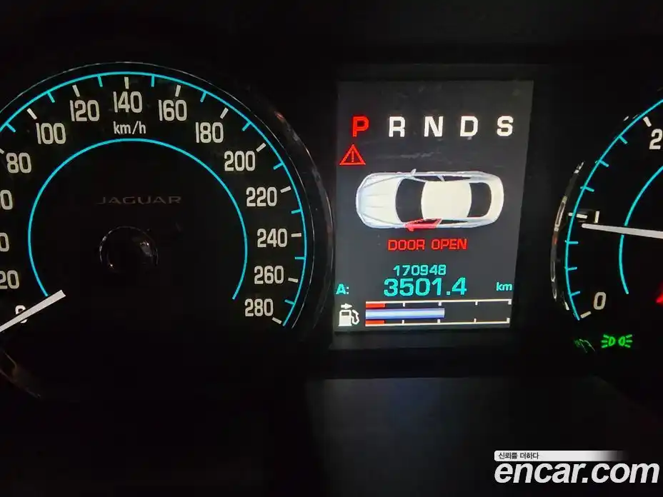 Jaguar XF 2015 2.2 Автомат в Москве № 610853, фото 8