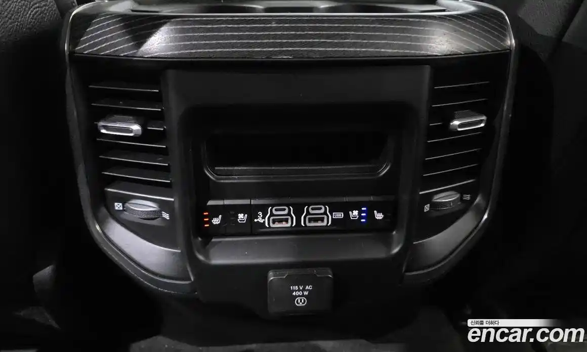 Dodge Ram Pick Up 2020 5.7 Автомат в Москве № 612047, фото 18