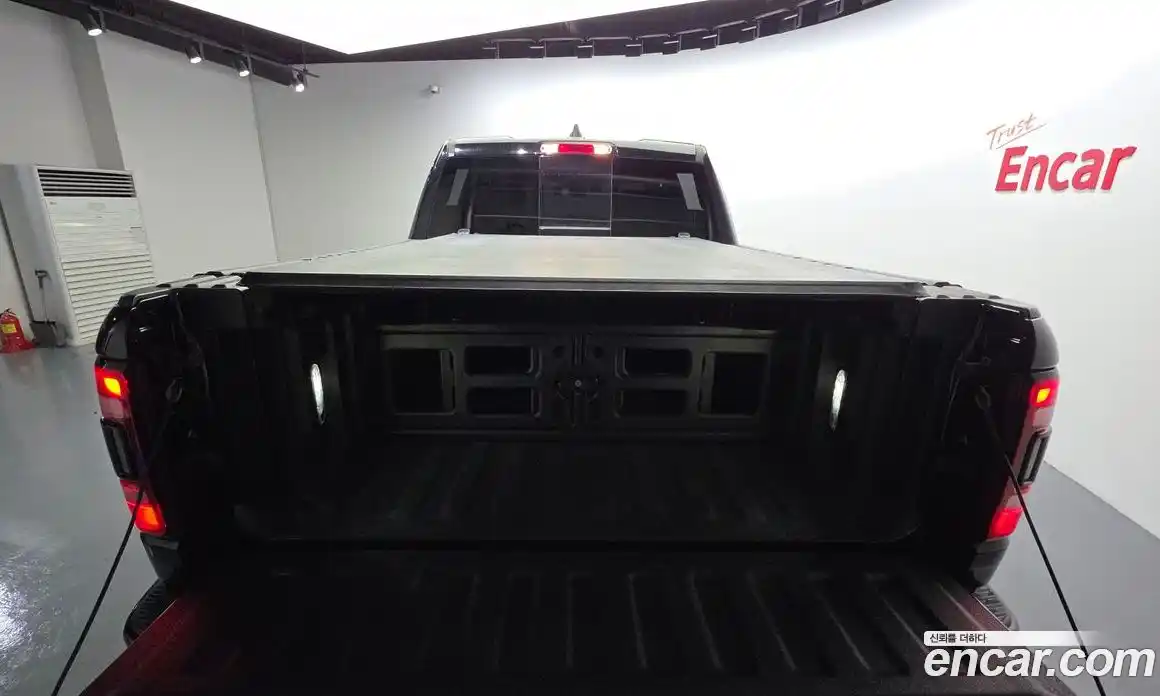 Dodge Ram Pick Up 2020 5.7 Автомат в Москве № 612047, фото 20