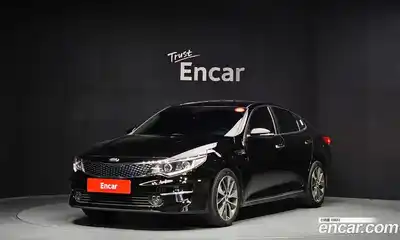 Kia K5, 2016