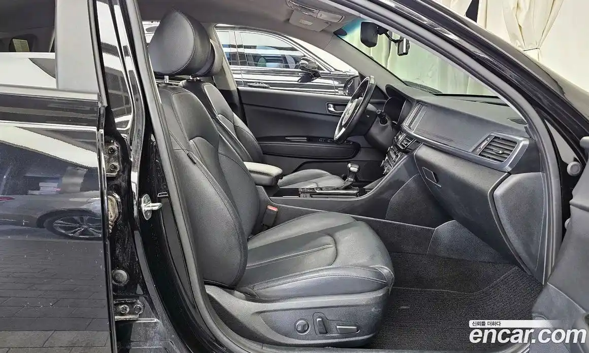 Kia K5 2016 2.0 Автомат в Москве № 612354, фото 11