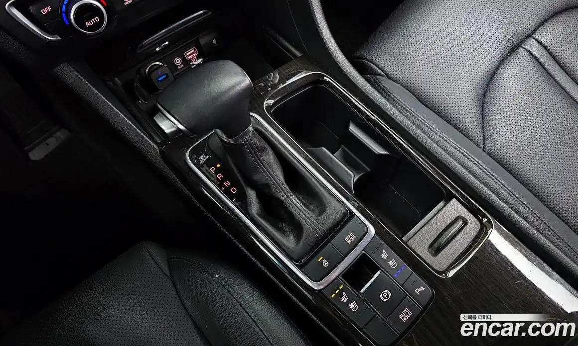 Kia K5 2016 2.0 Автомат в Москве № 612354, фото 9