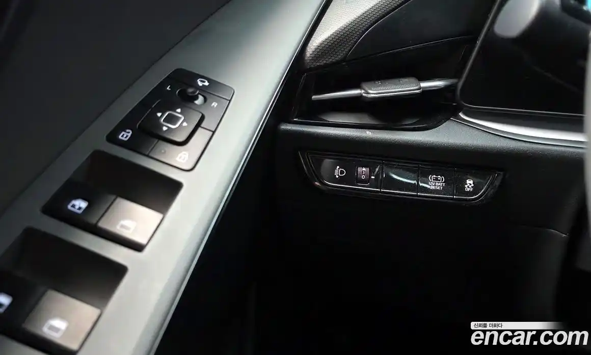 Kia Niro 2024 1.6 Автомат в Москве № 612364, фото 18