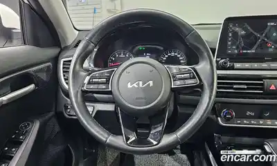 Kia Seltos 2023 1.6 Автомат в Москве № 612745, миниатюра 12