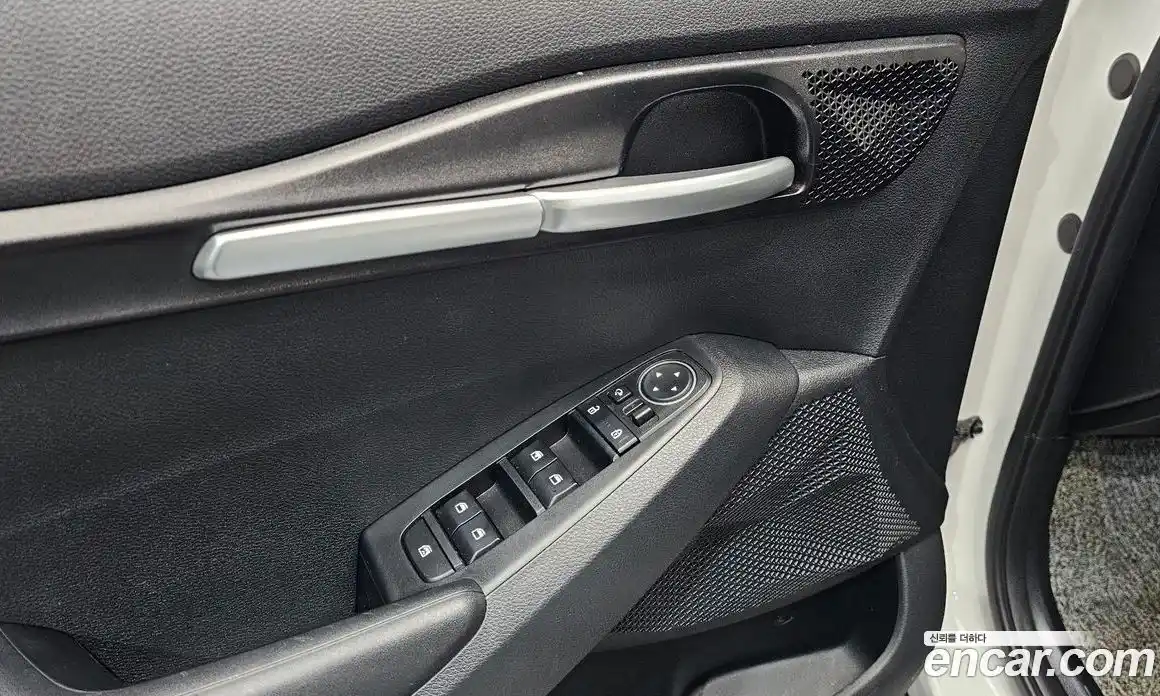 Kia Seltos 2023 1.6 Автомат в Москве № 612745, фото 16