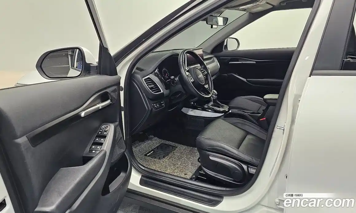 Kia Seltos 2023 1.6 Автомат в Москве № 612745, фото 9