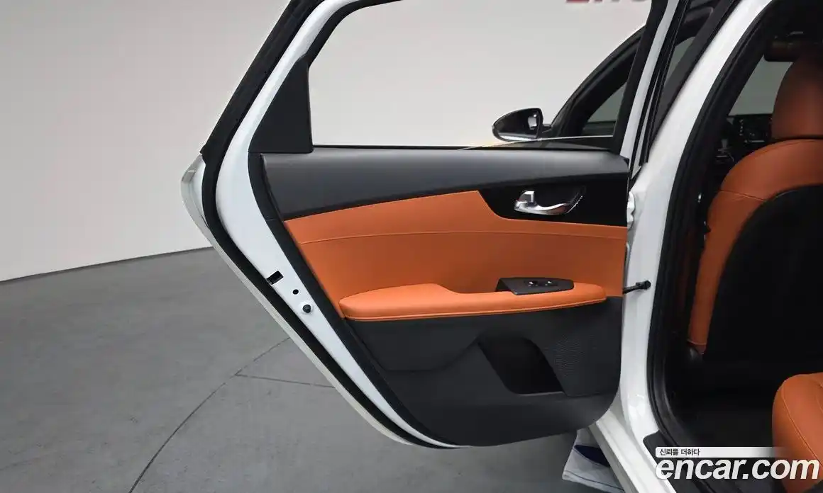 Kia K3 2023 1.6 Автомат в Москве № 613006, фото 16