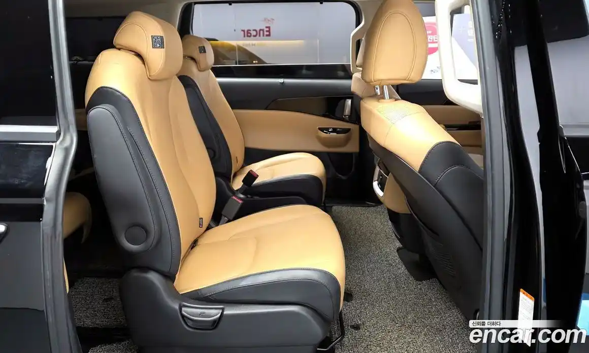 Kia Canival 2021 2.2 Автомат в Москве № 613253, фото 12