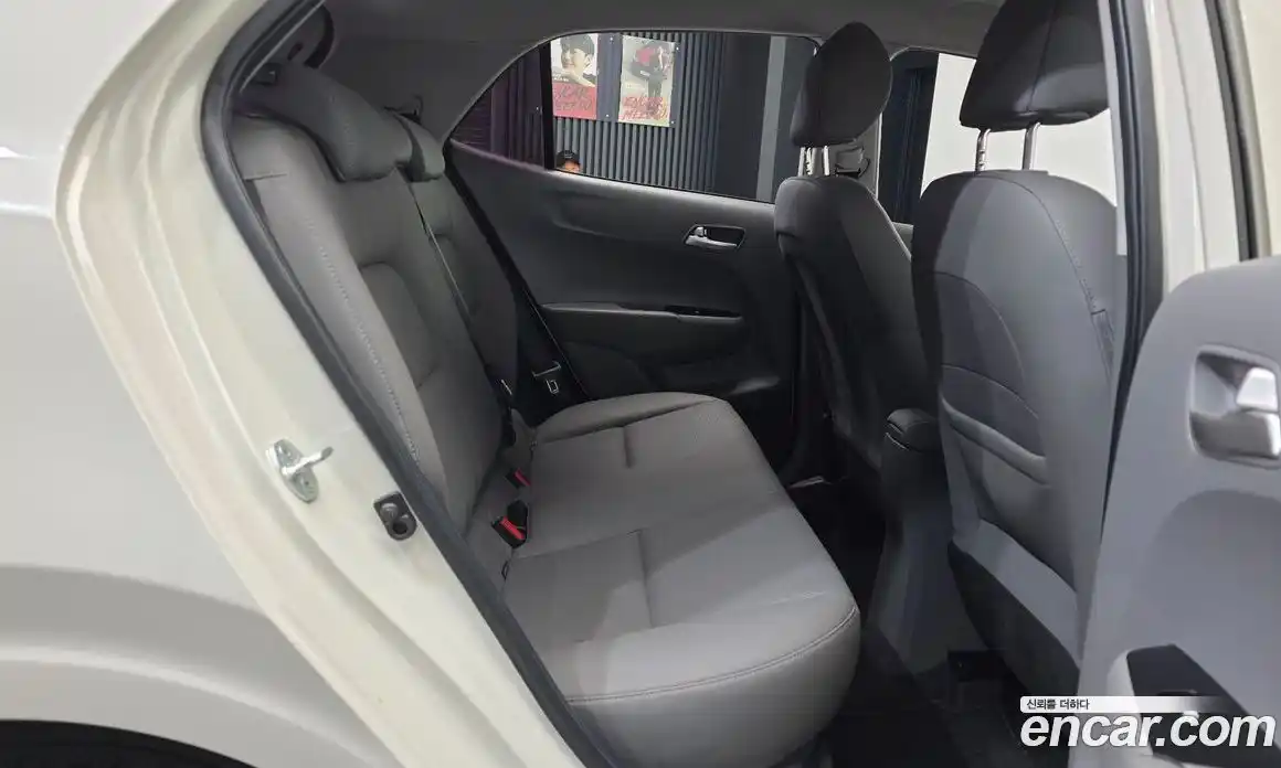 Kia Morning 2021 1.0 Автомат в Москве № 613537, фото 12