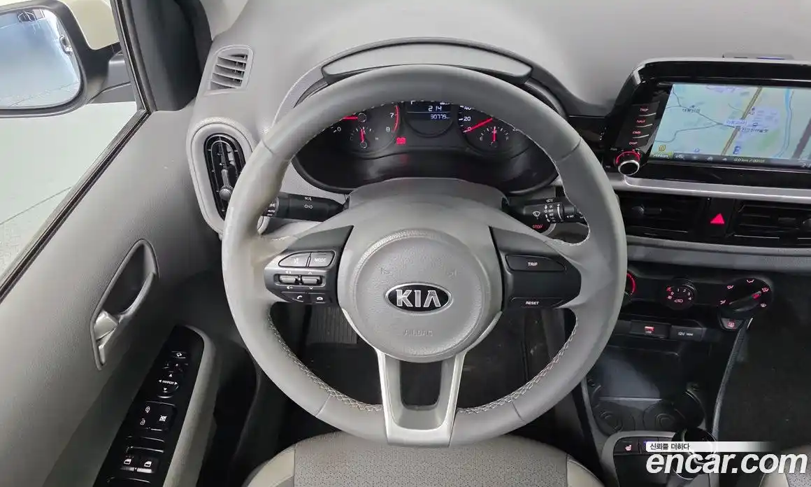 Kia Morning 2021 1.0 Автомат в Москве № 613537, фото 13