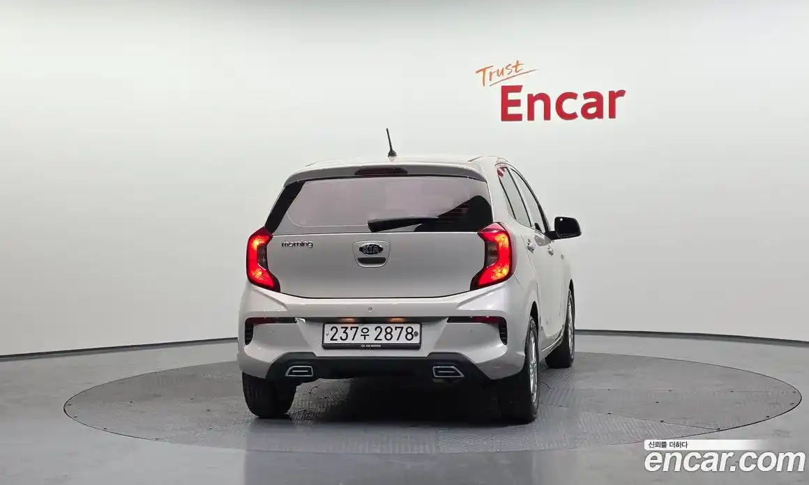 Kia Morning 2021 1.0 Автомат в Москве № 613537, фото 4