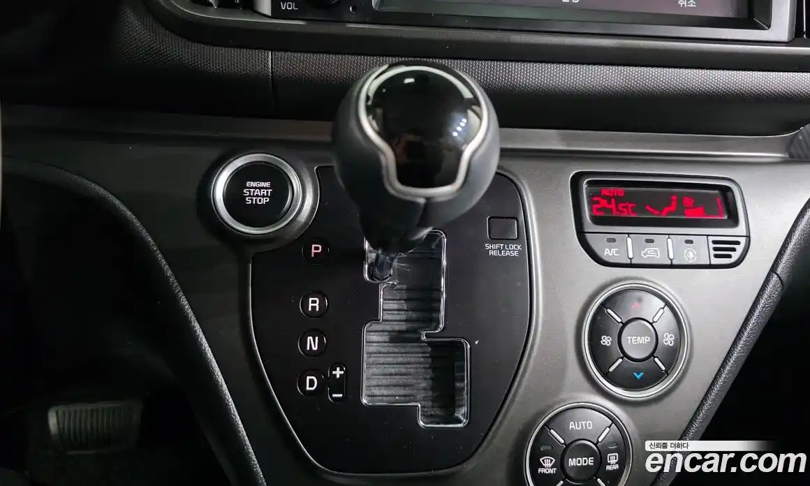 Kia Ray 2023 1.0 Автомат в Москве № 613583, фото 9