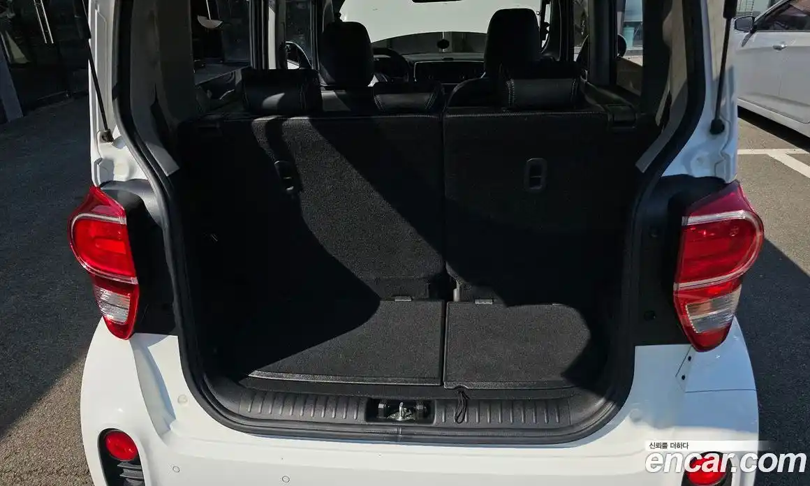 Kia Ray 2022 1.0 Автомат в Москве № 613813, фото 20