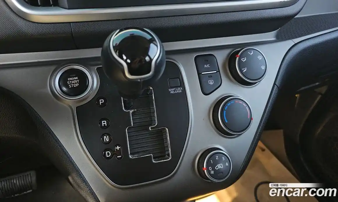 Kia Ray 2022 1.0 Автомат в Москве № 613813, фото 9