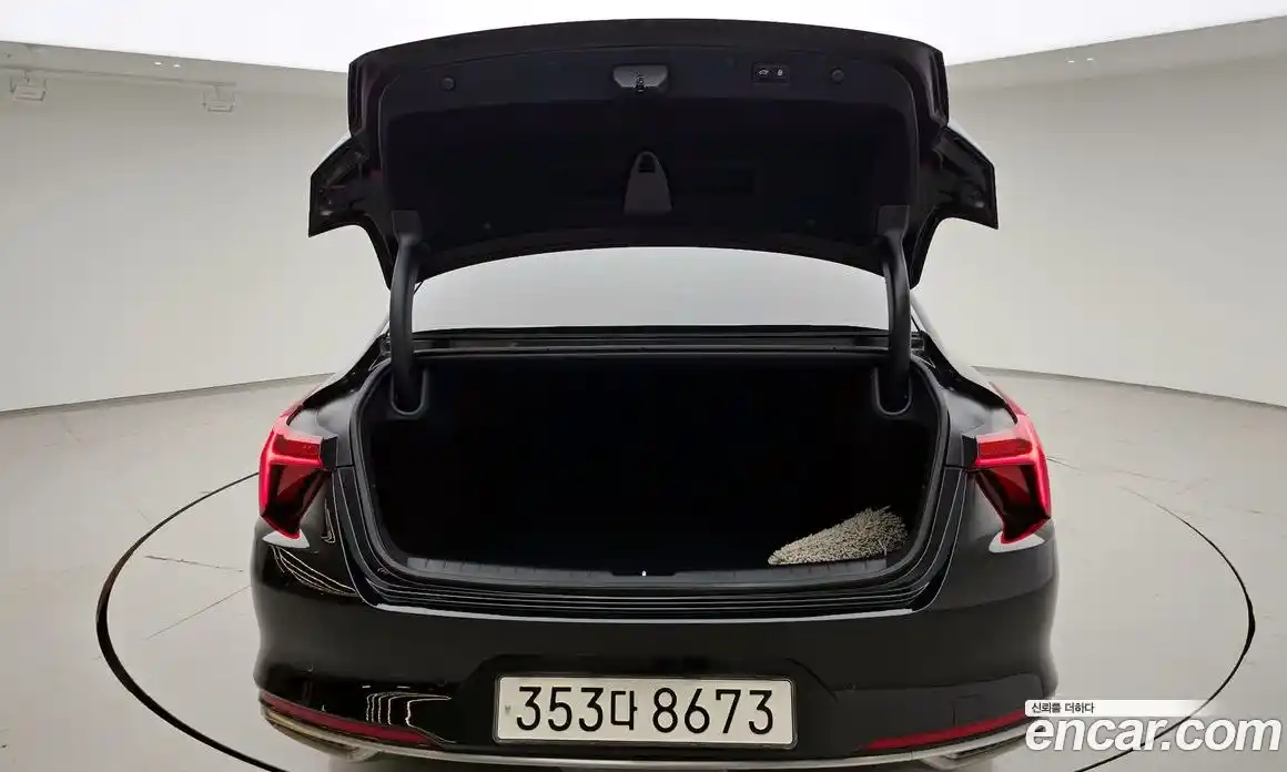 Kia K8 2023 2.5 Автомат в Москве № 613860, фото 20