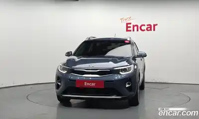 Kia Stonic 2018 1.6 Автомат в Москве № 613877, миниатюра 3