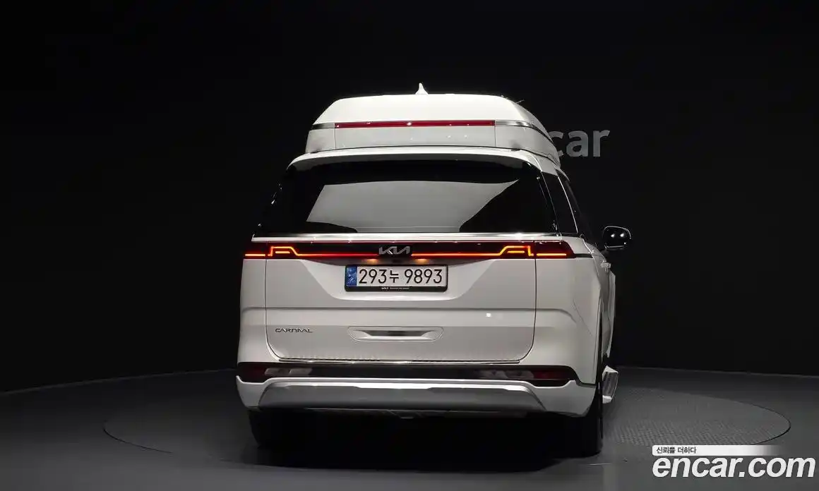 Kia Canival 2023 2.2 Автомат в Москве № 613894, фото 4