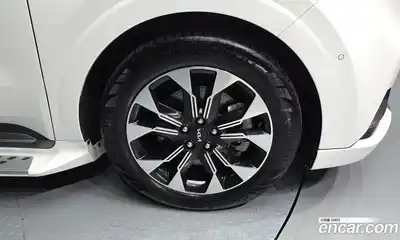 Kia Canival 2023 2.2 Автомат в Москве № 613894, миниатюра 5