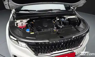 Kia Canival 2023 2.2 Автомат в Москве № 613894, миниатюра 6