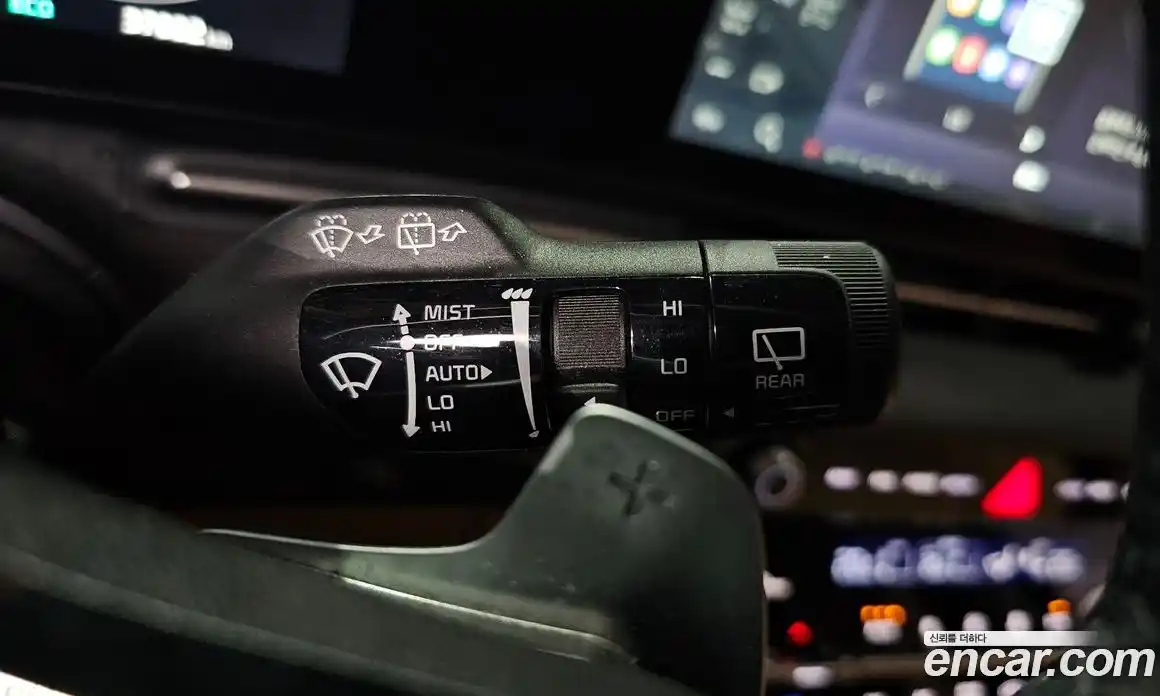 Kia Canival 2022 3.5 Автомат в Москве № 613980, фото 18