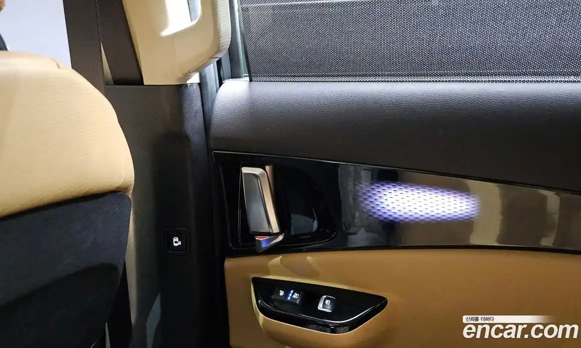 Kia Canival 2022 3.5 Автомат в Москве № 613980, фото 19