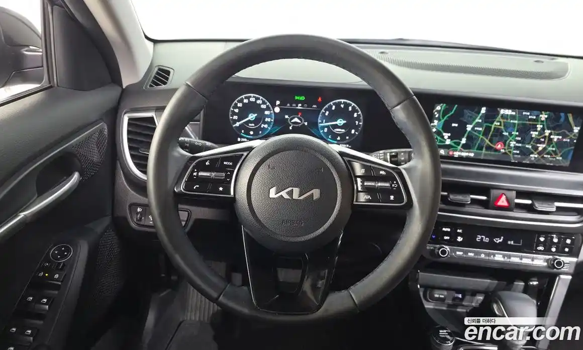 Kia Seltos 2023 2.0 Автомат в Москве № 613983, фото 13