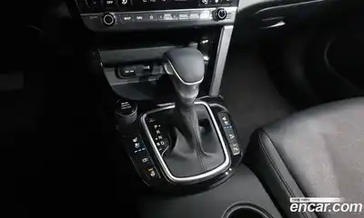 Kia Seltos 2023 2.0 Автомат в Москве № 613983, миниатюра 9