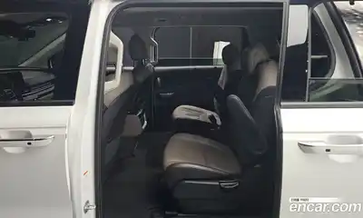 Kia Canival 2025 1.6 Автомат в Москве № 614040, миниатюра 12