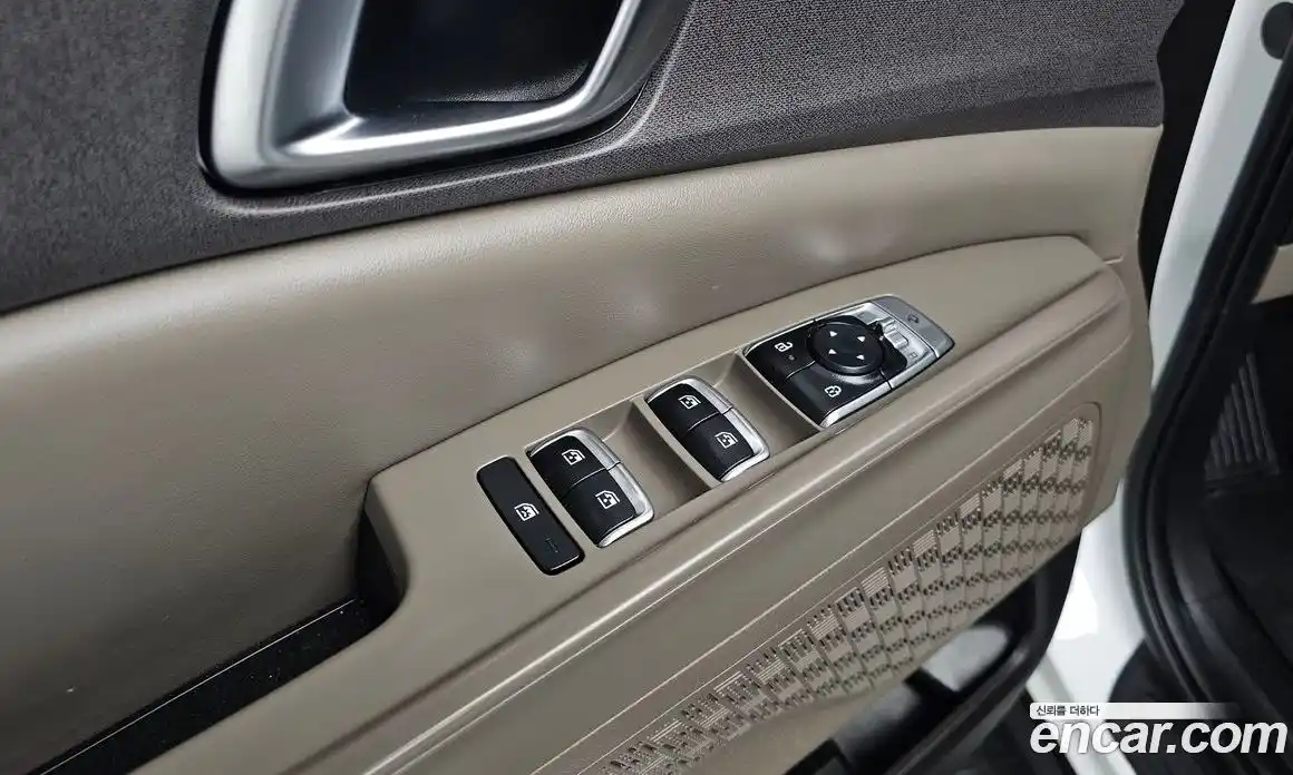 Kia Canival 2025 1.6 Автомат в Москве № 614040, фото 17