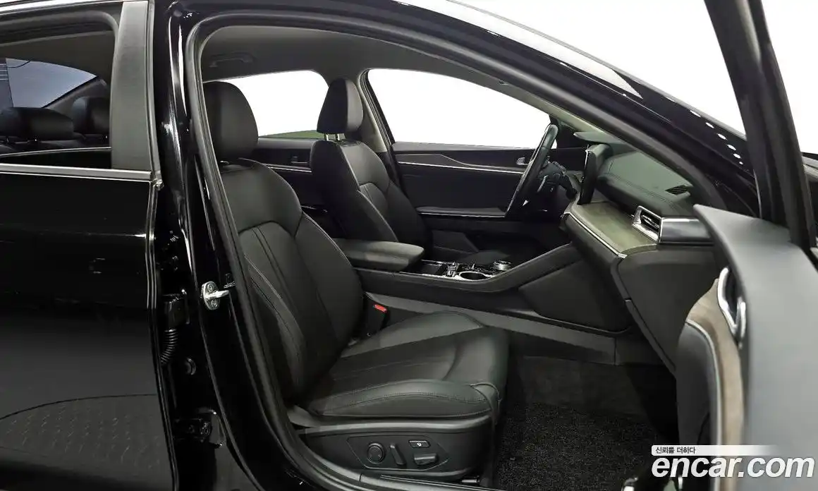 Kia K5 2020 2.0 Автомат в Москве № 614105, фото 10